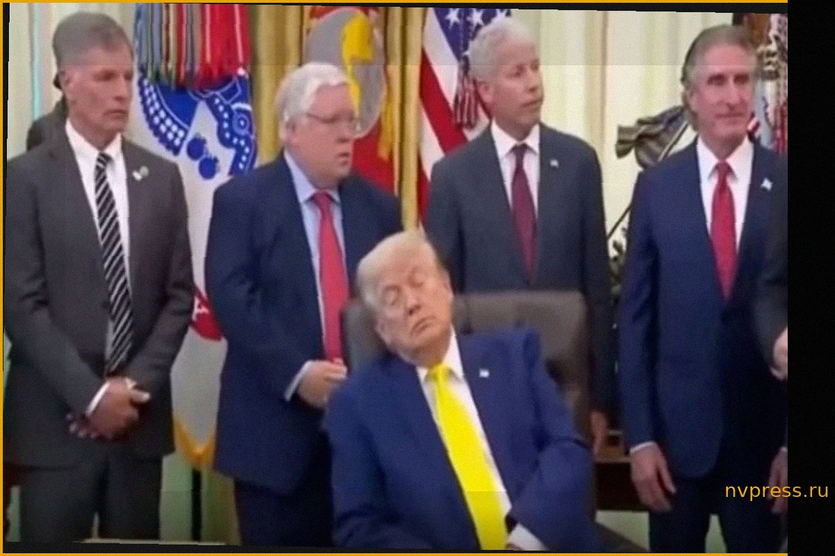 Заявление физиотерапевта: Трамп мог пережить инсульт прямо под камерами Белого дома