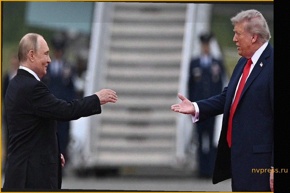 Макрон: Трамп чуть не подписал договор о передаче земель Украины на Аляске